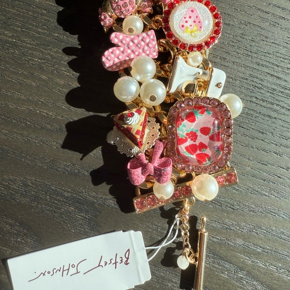 💖NWT💖 Betsey Johnson BABYCAKES CLUSTER BRACELET PINK - Picture 5 of 8